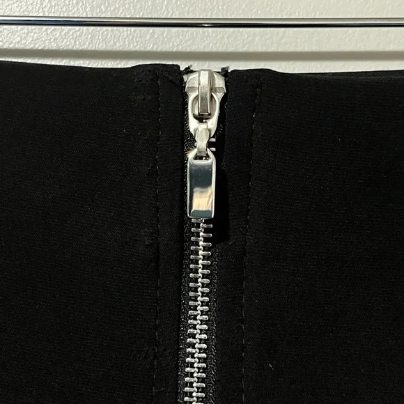 Frank Lyman Black Pencil Skirt Back Full Zip - Picture 4 of 7